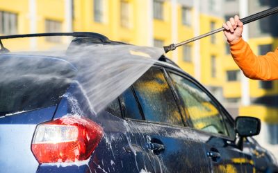 The Two Main Types of Pressure Washers