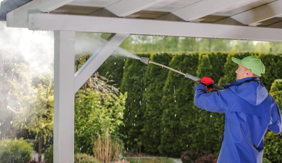 What Are Some Different Types of Pressure Washers?