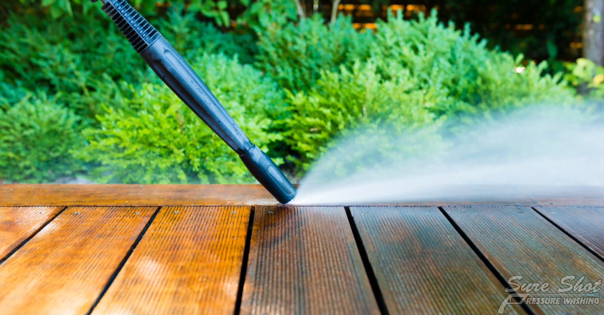 Should You Use a Gas or Electric-Powered Pressure Washer? Should You Use a Gas or Electric-Powered Pressure Washer?